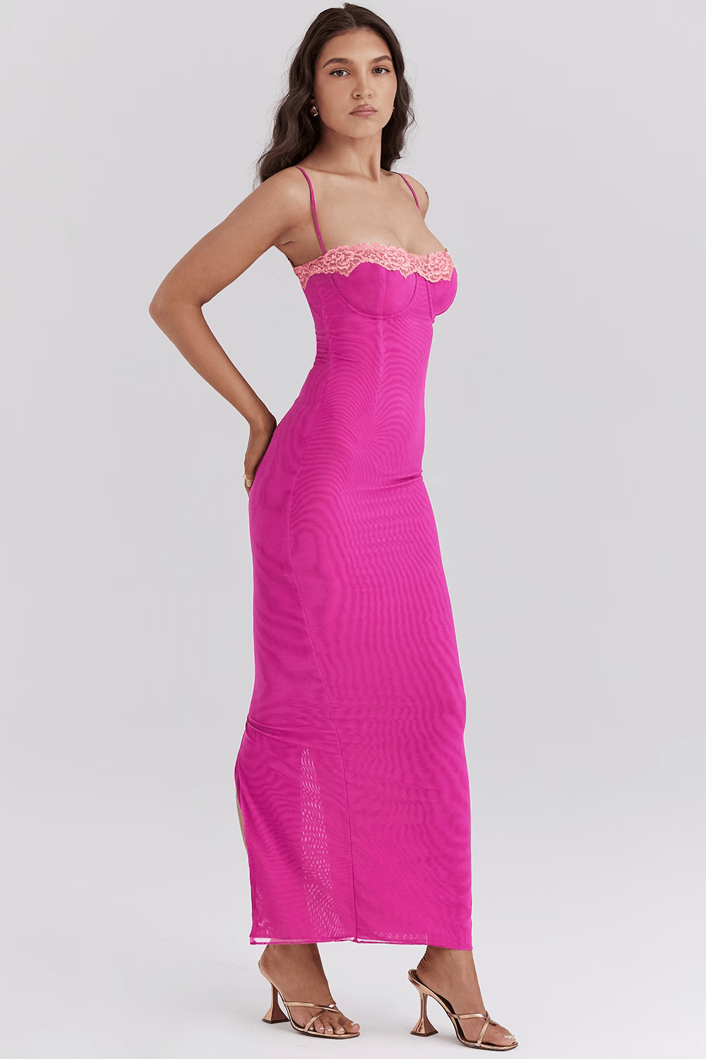 Delilah | Jurk Met Kantdetails
