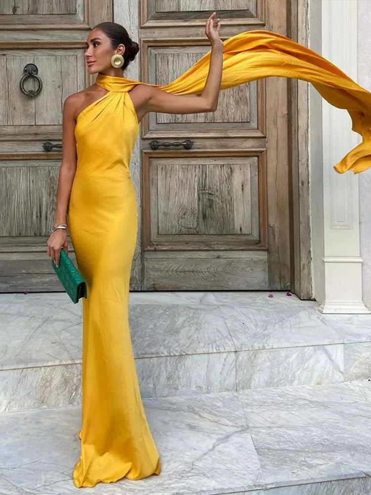 Kerensa | Stralende Sculpturale Gown