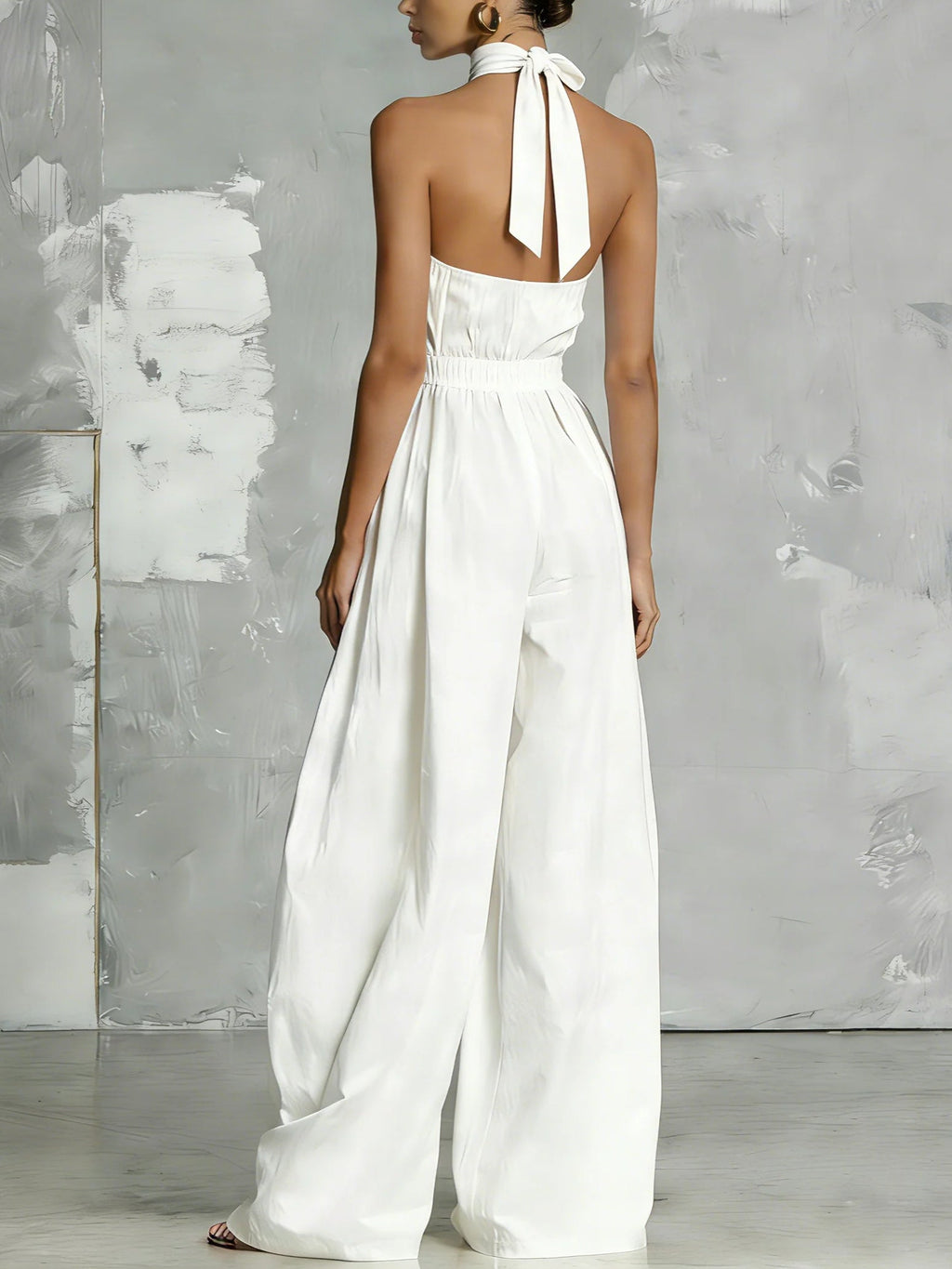 Witte Halter Nek Mouwloze Rugloze Jumpsuit